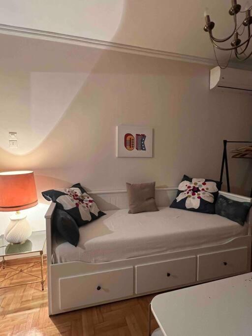 4Th Floor Cosy Apartment In Metaxourgeio Ateny Zewnętrze zdjęcie