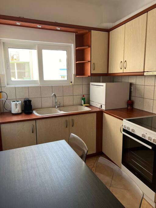 4Th Floor Cosy Apartment In Metaxourgeio Ateny Zewnętrze zdjęcie